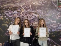 Rok szkolny 2025-2026 - 105 - Zahlen Kein Problem siodmoklasisci na medal